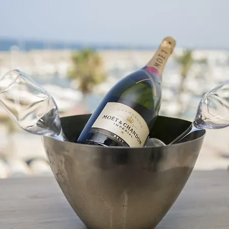 Ocean Lounge 3*