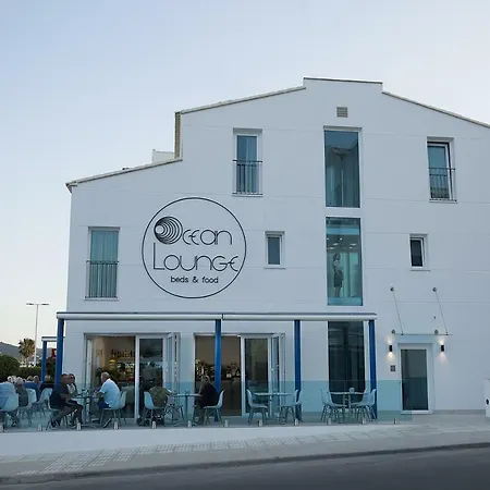 Ocean Lounge
