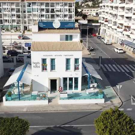 Ocean Lounge 招待所