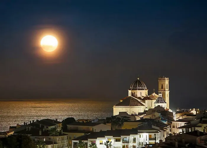 Ocean Lounge 招待所